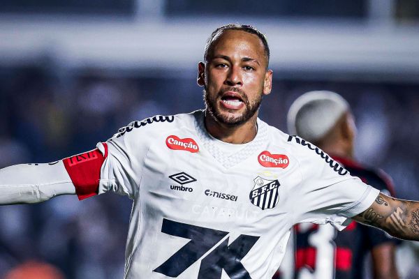  برد شیرین سانتوس مقابل صدرنشین برزیل با گل سه امتیازی نیمار