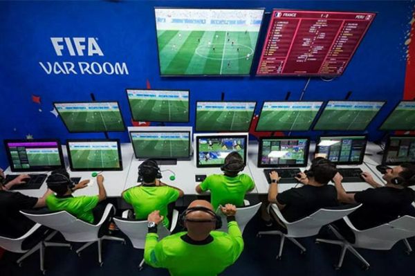  احتمال مداخله VAR در کرنر و کارت زرد