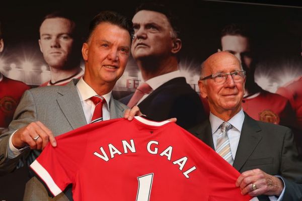 ۱۱ سال از انتخاب فنخال به عنوان سرمربی منچستریونایتد گذشت