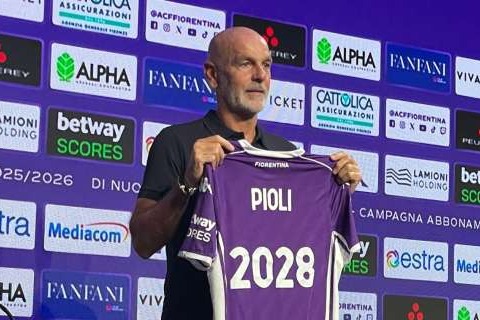  تمجید مربی معروف فیورنتینا از مهاجم سابق اینتر و منچسترسیتی