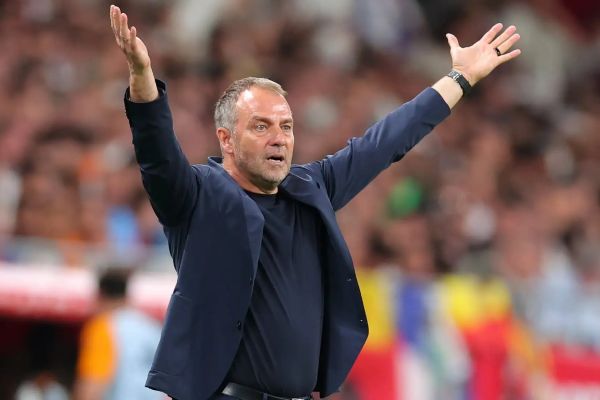  معضل فلیک در بارسلونا؛ خط هافبک شلوغ و احتمال جدایی ستاره‌ها