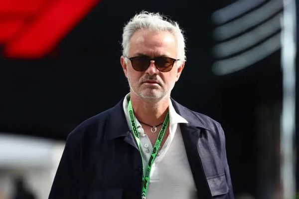 مورینیو میخواهد یک روز به پرتغال برگردد