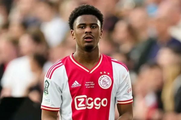 پدیده آژاکس در آستانه پیوستن به لیورپول