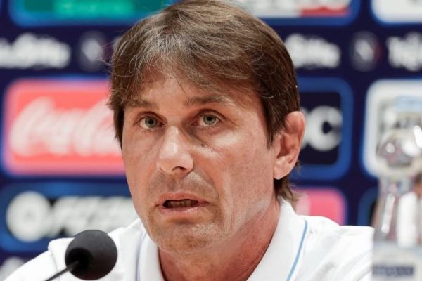 آنتونیو کونته همه از من انتظار معجزه دارند