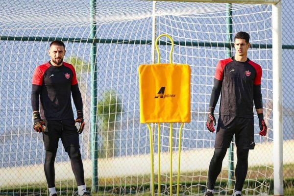 رقابت دروازهبانان پرسپولیس در فضایی دوستانه