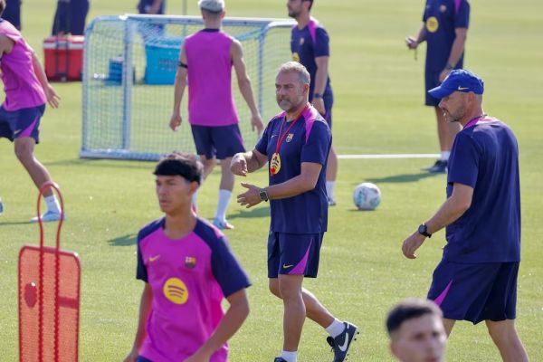 10 بازیکن بارسلونا که فلیک میخواهد آنها را خط بزند