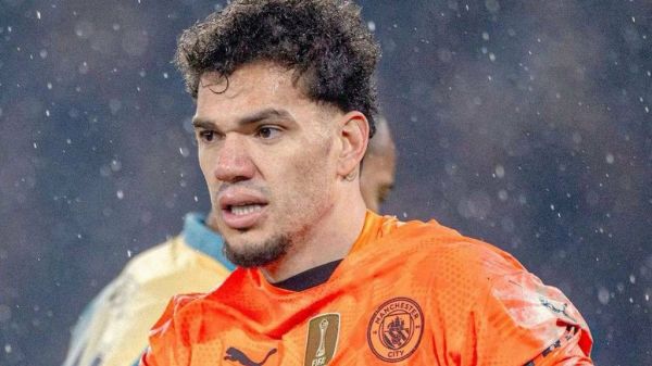  دروازه‌بان برزیلی در آستانه جدایی از منچسترسیتی
