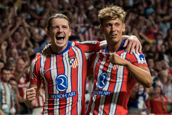 هافبک همه کاره اتلتیکو مادرید جایی نمی رود