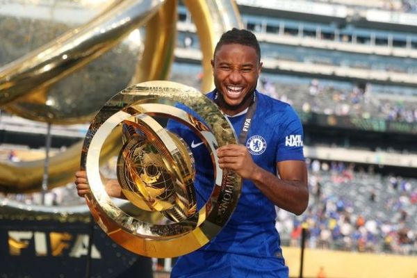 نقل و انتقالات از کنارهگیری میلان برای ستاره جوان تا گزینه جدید لیورپول