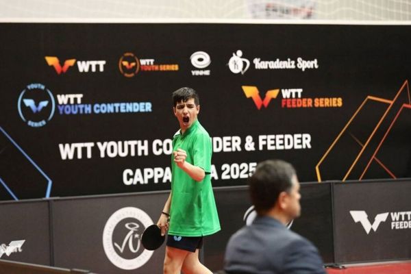  شکست نیما عالمیان مقابل نابغه تنیس روی میز