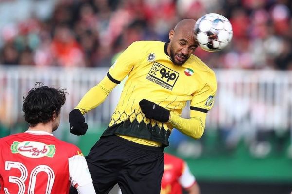  انزونزی از سپاهان جدا شد