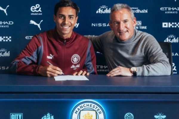 خیرونا بهدنبال انتقال قرضی مدافع برزیلی منچسترسیتی