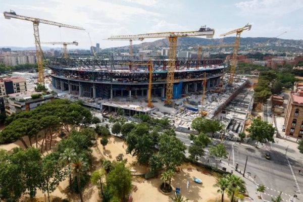  بارسلونا به دنبال گرفتن غرامت به دلیل تاخیر در بازگشت به نیوکمپ