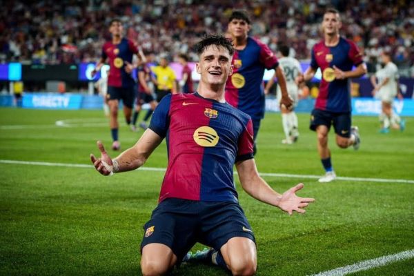 بازیکن بارسلونا که والنسیا او را به طور قرضی میخواهد