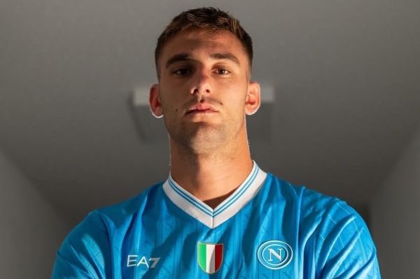 مهاجم 2 متری ناپولی هدفم حضور در جام جهانی با ایتالیاست