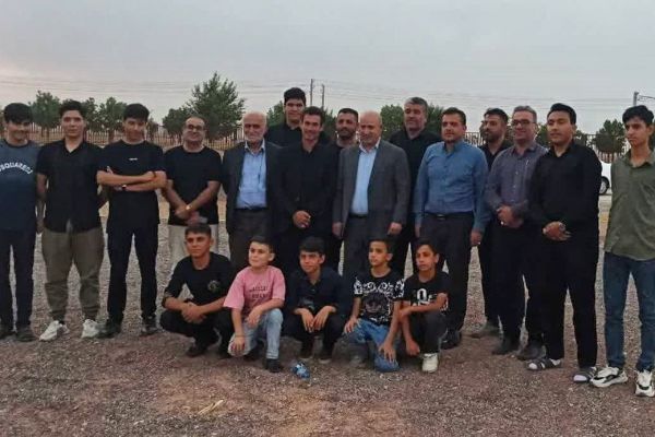  بازدید رئیس فدراسیون و نماینده مجلس از چمن قهاوند