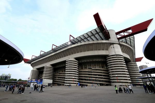 چرا ورزشگاه سن سیرو بازسازی نمیشود