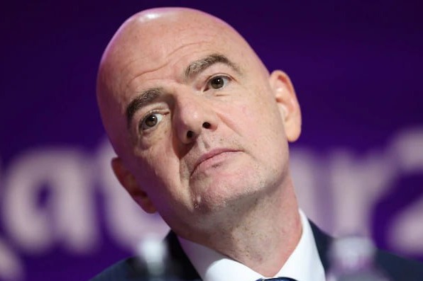  واکنش اینفانتینو به شعارهای نژادپرستانه علیه مدافع تیم زنان انگلیس