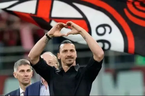 زلاتان و پاک کردن تتوی معروفش