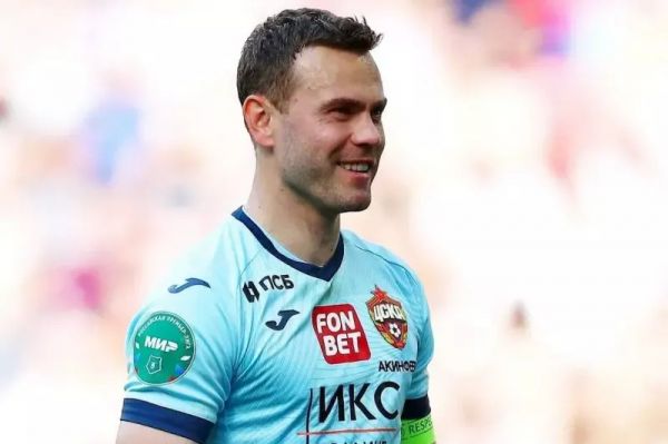  دروازه‌بانی که به رکورد 500 بازی با بازوبند کاپیتانی رسید