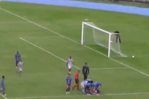  مصدومیت عجیب و غریب بازیکن برزیلی با نخ بادبادک