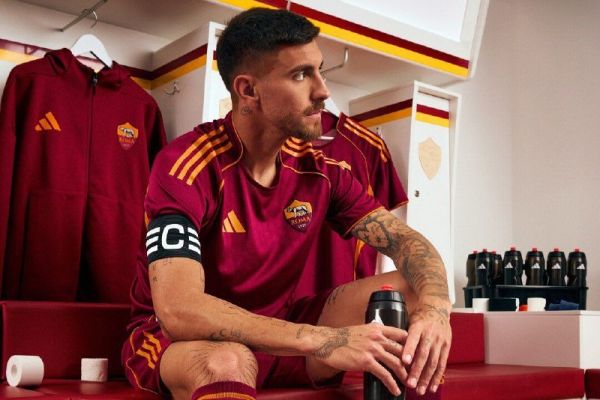 نقل و انتقالات رم از خرید مدافع جدید تا مشتریان جدید کاپیتان