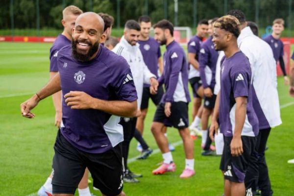  عکس؛ خرید جدید منچستریونایتد در تمرینات این تیم