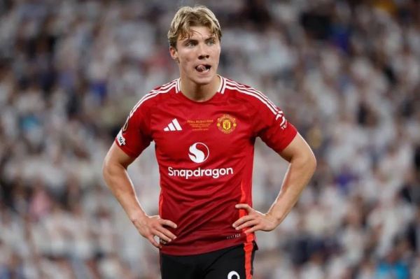 هویلوند امیدوار برای جنگیدن در منچستریونایتد