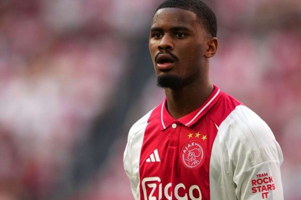 تایید مذاکرات چلسی با پدیده هلندی