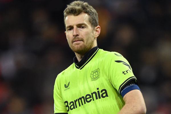 دروازهبان بایر لورکوزن این تیم را ترک میکند