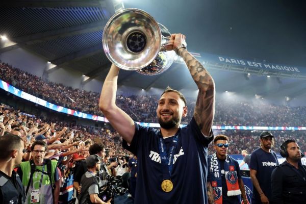 قرار گرفتن دروازهبان قهرمان اروپا در لیست فروش