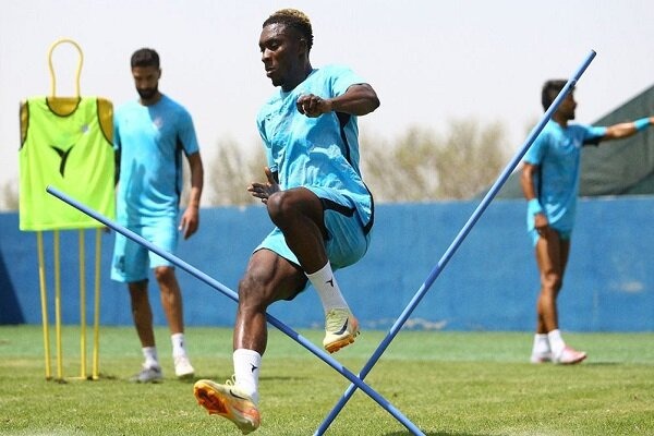 باشگاه استقلال جدایی بازیکنش را تایید کرد + عکس