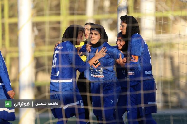 فوتبال زنان کردستان باز هم روی هوا؛ پایان تیمداری ایستا