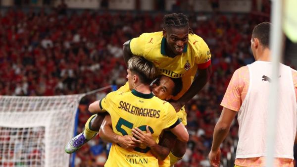 برتری میلان در بازی دوستانه مقابل لیورپول