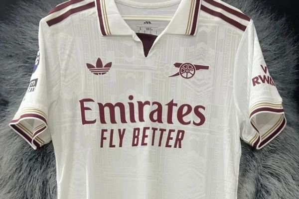  تصاویر لو رفته از کیت سوم آرسنال