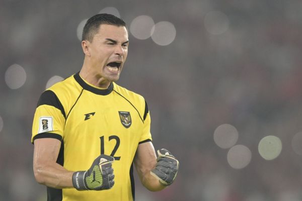  نقل و انتقالات رسمی  از دروازه بان اندونزی تا سنگربان تیم شهر تورین