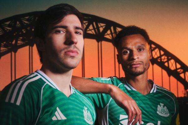 رونمایی رسمی از کیت دوم نیوکاسل با الهام از عربستان سعودی