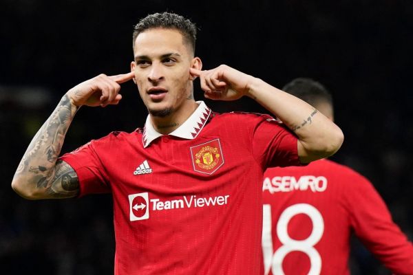  مهاجم برزیلی منچستریونایتد و رد کردن دو پیشنهاد از کشورش