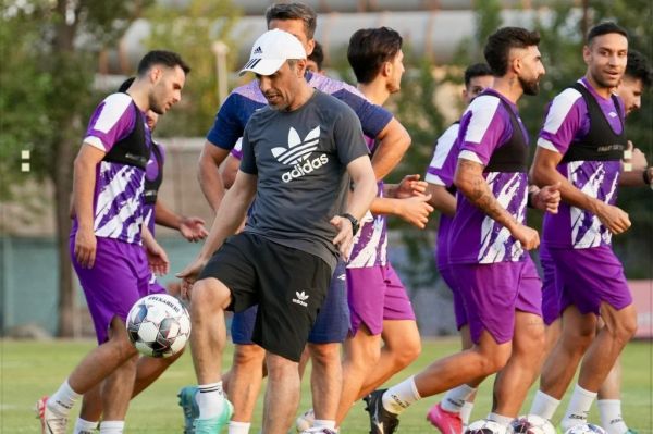  مس رفسنجان با پنجره بسته بازیکن می‌گیرد