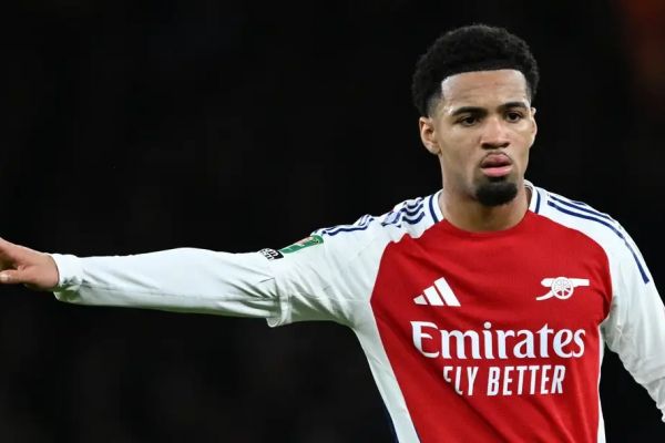 مربی سابق منچستریونایتد امیدوارم این ستاره آرسنال را بخریم