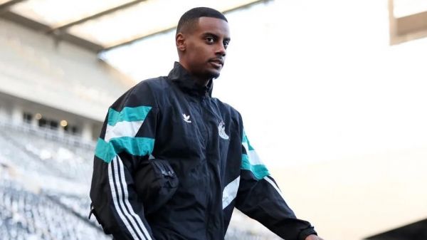  جنگ داخلی در نیوکاسل؛ همه ستارگان بر علیه ایساک