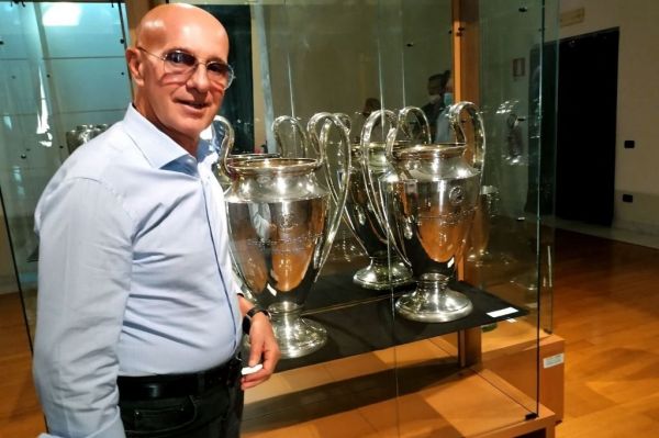  مربی پرافتخار ایتالیایی خطاب به کونته  در حد لیگ قهرمانان نیستید