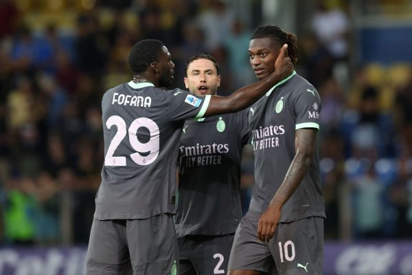 الاهلی ستاره میلان را برای جانشینی ستاره سابق میلان می خواهد