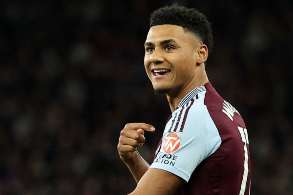  تهدید اسطوره استون ویلا در صورت جدایی واتکینز به مقصد منچستریونایتد