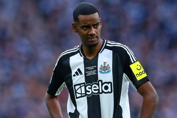  دفاع ستاره سابق لیورپول از جاه‌طلبی ایساک