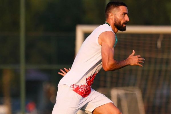  آغاز مذاکرات سپاهان با مهرداد محمدی برای جانشینی محبی