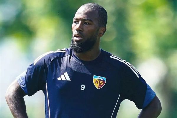  رقم پیشنهادی استقلال به مهاجم کایسری مشخص شد