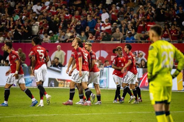 واکنش آموریم به پیروزی پرگل منچستریونایتد در مقابل بورنموث