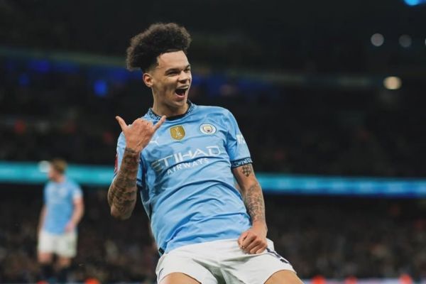 قرارداد هافبک منچستر سیتی با این تیم تمدید خواهد شد