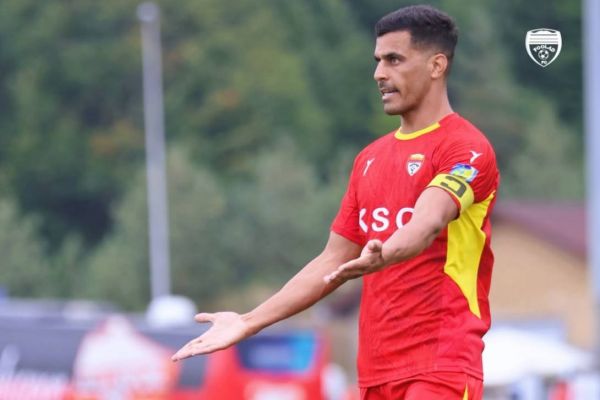  یک پرسپولیسی، کاپیتان غیرمنتظره فولاد